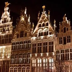 Bed & Breakfast Art And Sleep, Antwerp